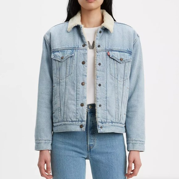 Levi's Jackets & Blazers - Levi's Ex Boyfriend Trucker Sherpa Jacket Sz S